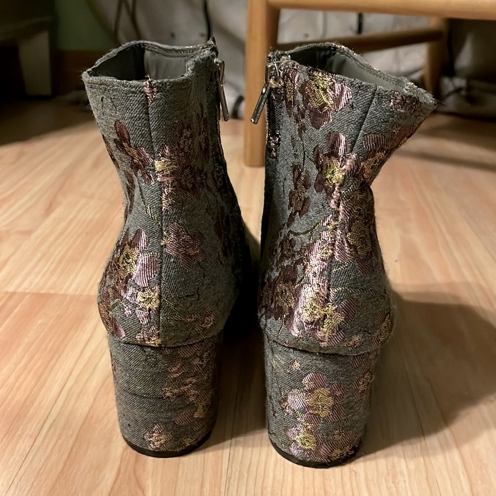 Zigi Soho Nydia Floral Embroidered Ankle Boots - Picture 4 of 7